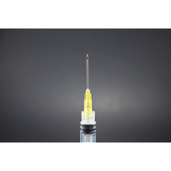 3cc Syringe and 1″ Long 20 Gauge Needle