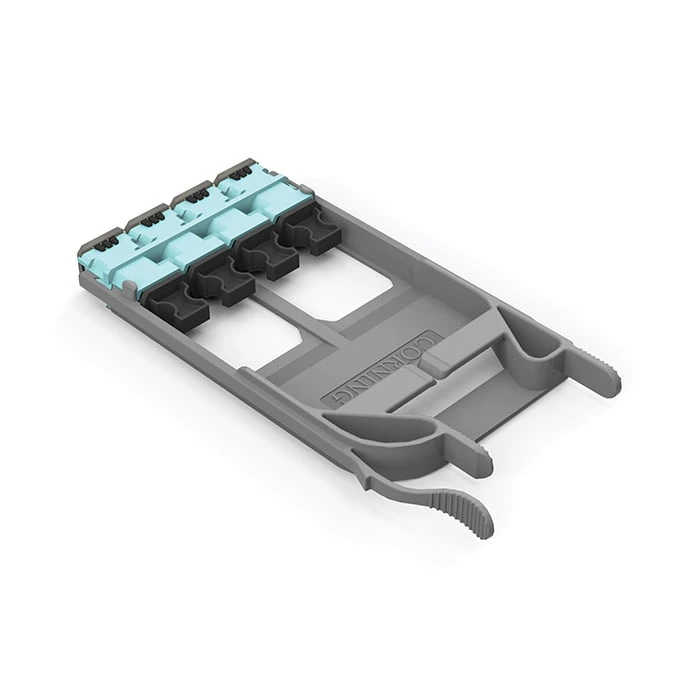 EDGE8 Adapter Panel, 1x MTP, 8F, 50 µm multimode (OM4), turquoise EDGE8 Adapter Panel, 1x MTP, 8F, 50 µm multimode (OM4), turquoise