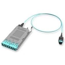 EDGE8® Port Breakout Module, MM ULL (OM4), 4 LC Duplex Shuttered Adapters 3m LSZH/FRNC EDGE8® Port Breakout Module, MM ULL (OM4), 4 LC Duplex Shuttered Adapters 3m LSZH/FRNC